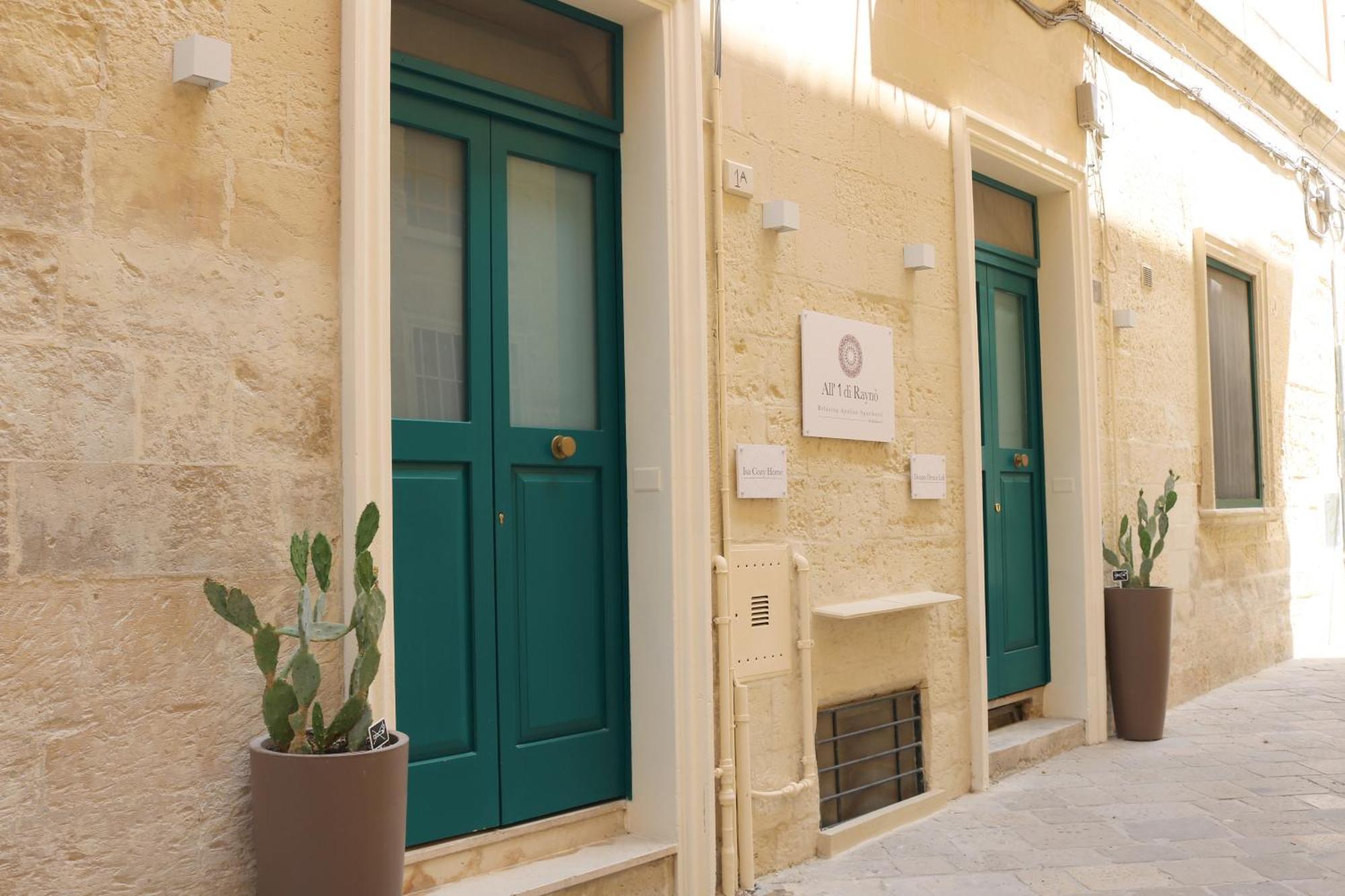 All'1 Di Rajno' Relaxing Aparthotel Lecce Exterior foto
